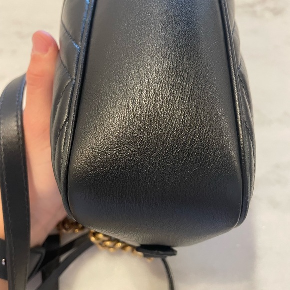 GG MARMONT SMALL SHOULDER BAG BLACK LEATHER - Picture 12 of 14